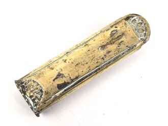 Oberer Scheidenbeschlag für eine Blankwaffe. Höhe 88,3mm, Breite oben,   innen gemessen etwa 19mm