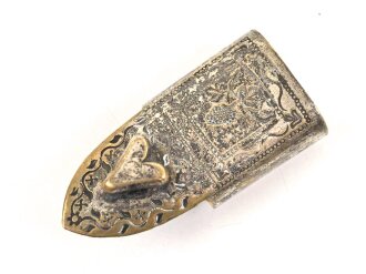 Oberer Scheidenbeschlag für eine Blankwaffe....