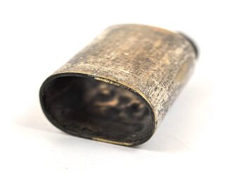 Oberer Scheidenbeschlag für eine Blankwaffe. Höhe 56,8mm, Breite oben,   innen gemessen etwa 25,5mm