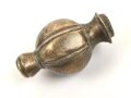 Ersatzteil für eine Blankwaffe. Messing, Gesamthöhe 46,5mm. unterer Absatz Durchmesser 11,2mm