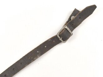 Stahlhelm Kinnriemen Wehrmacht, neuzeitliche Fertigung.