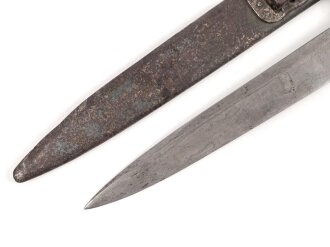 Österreich 1. Weltkrieg, Kampfmesser in gutem Gesamtzustand, ungereinigt