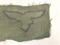 Luftwaffe Brustadler, original vernäht, ausgeschnitten aus einer Tarnfeldbluse für Angehörige der Felddivision.