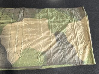 Luftwaffe, Stück Fallschirmseide . Maße 90cm x 20 Meter Länge