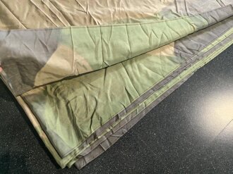 Luftwaffe, Stück Fallschirmseide . Maße 90cm x 20 Meter Länge