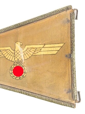 Heer, Kraftfahrzeugstander für Offiziere. Gebrauchtes Stück, Maße 24 x 37cm, in defekter Transporthülle