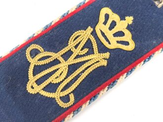 Bayern, einzelne Achselklappe für einen einjährig Freiwilligen im 1. Infanterie Regiment König. Gesamtlänge 14cm