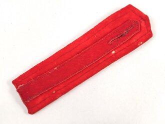 Preußen, einzelnes Schulterstück für einen Leutnant im Leib Grenadier Regiment Nr. 8 . Gesamtlänge 13cm