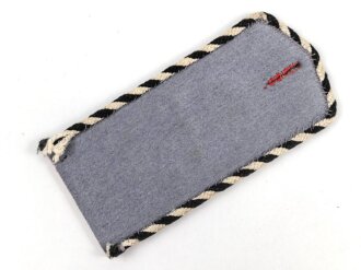 Preußen, einzelnes Schulterstück für einen einjährig Freiwilligen im Leib Grenadier Regiment Nr. 8 . Gesamtlänge 14cm