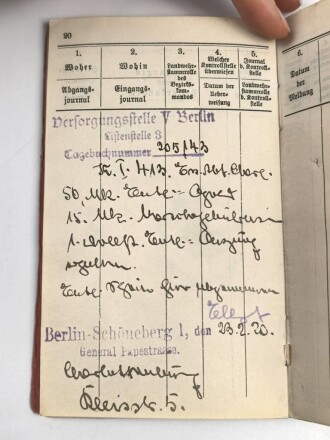 Preußen, Militärpaß und Soldbuch eines Angehörigen im Infanterie Regiment 64. Während des Krieges Feld Artillerie Regiment 54