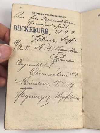 Preussen, Militärpaß eines Angehörigen im Infanterie Regiment 15, Frankreichfeldzug, Eisernes Kreuz 2. Klasse , Schaumburg Lippe Kriegs Verdienstkreuz.