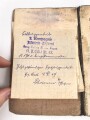 Preußen,  Soldbuch eines Infanteristen. Stark getragen mit Gasschutz Merkblatt. Dazu das Besitzzeugnis für das Eiserne Kreuz 2. Klasse für Tapferkeit vor dem Feinde,