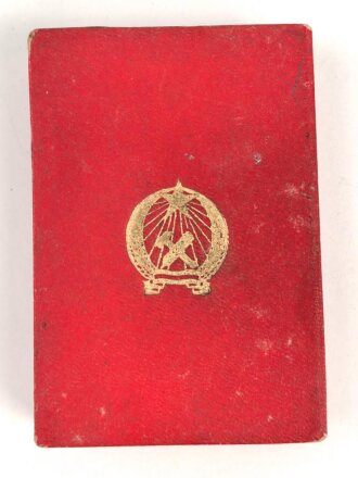 Etui für eine Auszeichnung ehemaliger Ostblock. 7 x...