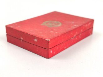 Etui für eine Auszeichnung ehemaliger Ostblock. 7 x...