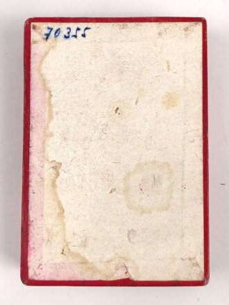 Etui für eine Auszeichnung ehemaliger Ostblock. 7 x 10 x 2cm