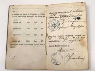 Feldzug 1870/71, Militär Paß eines Angehörigen im Garde Feld Artillerie Regiment, ausgehoben im Kreise Elberfeld 1869. Kriegsdenkmünze 1870/71, hat an folgenden Schlachten teilgenommen St.Privat, Metz, Beaumont, Sedan. Übergetreten zur Landwehr 1876.