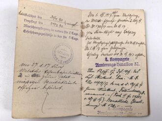 Württemberg, Militär Führerschein und zwei Soldbücher eines Angehörigen im Kraftfahrbatl. , Eisernes Kreuz 2. Klasse