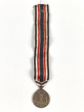 Deutsche Ehrendenkmünze des Weltkrieges 1914-1918, an langem Band mit mit Kampfabzeichen