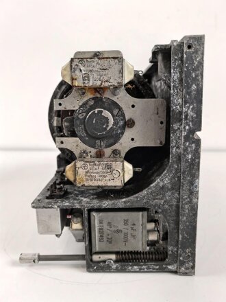 Luftwaffe Umformer U/10 s, Ln 27375, Einankerumformer für den Sender der FuG10-Anlage. Originallack, Funktion nicht geprüft