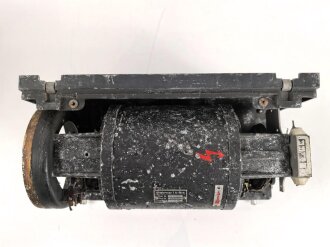 Luftwaffe Umformer U/10 s, Ln 27375, Einankerumformer für den Sender der FuG10-Anlage. Originallack, Funktion nicht geprüft