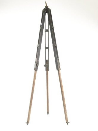 Hölzernes Gestell, Dreibein 1. Weltkrieg oder frühe Wehrmacht. Originallack, Zapfendurchmesser 12mm