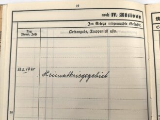 Luftwaffe, Wehrstammbuch eines Angehörigen zunächst Flieger Ausbildungs Regiment 53 Straubing, Flugzeugführerschule Prag, zuletzt Fliegerhorstkommandantur E24/IV.