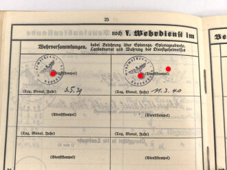 Heer, Wehrstammbuch eines Angehörigen zunächst Infanterie Regiment 41, danach Infanterie Regiment 289 und 480. Eisernes Kreuz 2. Klasse, Verwundetenabzeichen in silber, Ostmedaille.  Rußlandfeldzug.