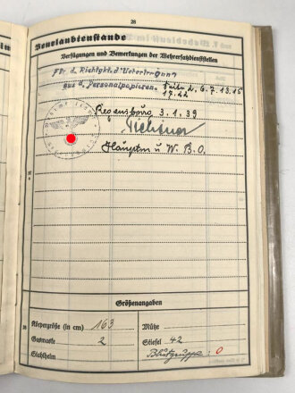 Heer, Wehrstammbuch eines Angehörigen zunächst Infanterie Regiment 41, danach Infanterie Regiment 289 und 480. Eisernes Kreuz 2. Klasse, Verwundetenabzeichen in silber, Ostmedaille.  Rußlandfeldzug.