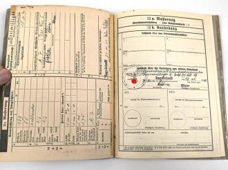 Heer, Wehrstammbuch eines zunächst Angehörigen Infanterie Ersatz Btl 19 München, danach weitere Infanteristische Einheiten, Heereswaffenmeisterschule, zuletzt Beobachtungs Ersatz und Ausbildungs Abteilung 7.