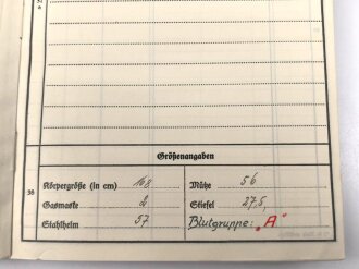 Heer, Wehrstammbuch eines Angehörigen zunächst MG Kompanie Infanterie Regiment 41 Weiden, dann Kriegsschule Dresden, Grenadier Regiment 476, entlassen am 15.8.44. SA Sportabzeichen, Rußlandfeldzug