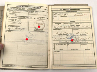 Heer , Wehrstammbuch eines Angehörigen zunächst Infanterie Ersatz Batl. 72 Karlsbad, danach etliche weitere Einheiten, zuletzt Panzer Grenadier Sturmbtl 2. Panzerarmee. Besetzung des Departemets Indre et Loire , Ende 1943 Bekämpfung der Bandenbewegung im