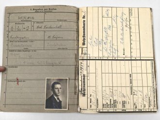 Luftwaffe, Wehrstammbuch eines Angehörigen...