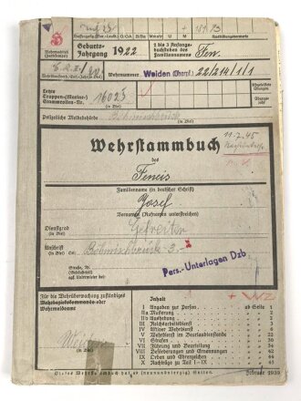 Heer, Wehrstammbuch eines Angehörigen der Artillerie Ersatz Abteilung 114 Eger, danach diverse weitere Artillerieabteilungen, am 20.7.44 entlassen. Eingetragenes Verwundetenabzeichen schwarz und silber, Rußlandfeldzug.