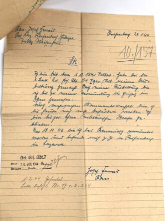 Heer, Wehrstammbuch eines Angehörigen der Artillerie Ersatz Abteilung 114 Eger, danach diverse weitere Artillerieabteilungen, am 20.7.44 entlassen. Eingetragenes Verwundetenabzeichen schwarz und silber, Rußlandfeldzug.