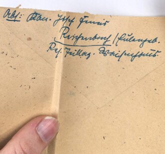 Heer, Wehrstammbuch eines Angehörigen der Artillerie Ersatz Abteilung 114 Eger, danach diverse weitere Artillerieabteilungen, am 20.7.44 entlassen. Eingetragenes Verwundetenabzeichen schwarz und silber, Rußlandfeldzug.