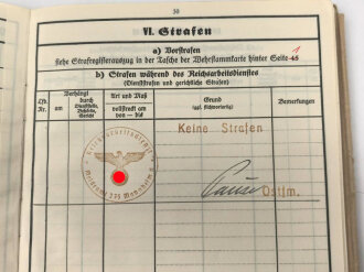 Heer, Wehrstammbuch eines Angehörigen zunächst Artillerie Ersatz Abteilung Regensburg, danach weitere Artillereinheiten, Rußlandfeldzug, eingetragene Ostmedaille.