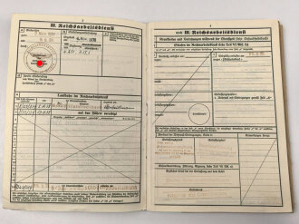 Heer, Wehrstammbuch eines Angehörigen zunächst Artillerie Ersatz Abteilung Regensburg, danach weitere Artillereinheiten, Rußlandfeldzug, eingetragene Ostmedaille.