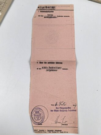 Heer, Wehrstammbuch eines Angehörigen  zunächst Infanterie Ersatz Btl 97 Eger, danach I.R. 163, entlassen am 14.12.42.