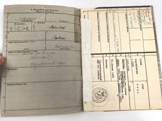 Heer, Wehrstammbuch eines Angehörigen zunächst...