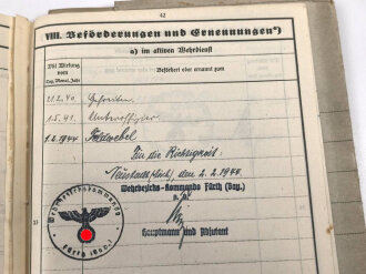 Heer, Wehrstammbuch eines Angehörigen zunächst Infanterie Ersatz Btl. 21 Fürth., danach weiter Infanterieeinheiten, Ab Oktober 1942 beim Wehrbezirkskommando Fürth.