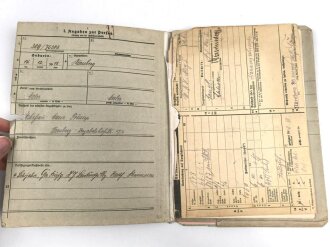 Heer, Wehrstammbuch eines Angehörigen zunächst...