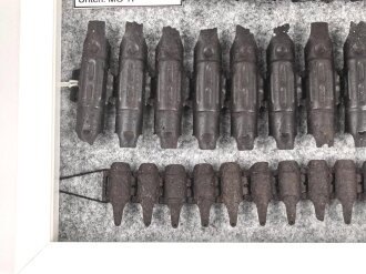 Luftwaffe , Sammlung Zerfallgurte MG 151/20, MG131/13 und MG17. Ordentlich gerahmt, Maße des Rahmen 25 x 25 x 4,5cm