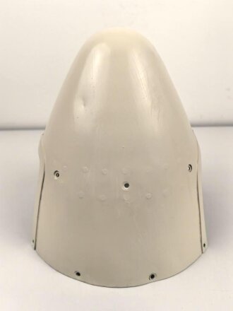 Luftwaffe , Abdeckhaube für eine Propellernabe. laut Angaben des Vorbesitzers Bf108. Gesamthöhe 30cm, Maximale Breite 31,5cm. Überlackiertes Stück