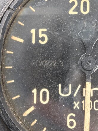 Luftwaffe, Nah-Drehzahlmesser Fl 20222-3, Funktion nicht geprüft.Eingebaut in: z.B. Messerschmitt Bf 109, Focke-Wulf FW 19