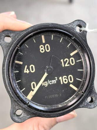Luftwaffe Einfach Druckmesser Fl 20516-3. Funktion nicht geprüft, so unter anderem in He162 verbaut, Unverbautes Stück im originalen Umkarton