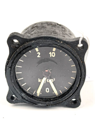Luftwaffe, zweifach Druckanzeiger Fl 20512-2, verbaut in Bf109, Gehäusefront repariert / gespachtelt, Glasring neuzeitlich ?Funktion nicht geprüft