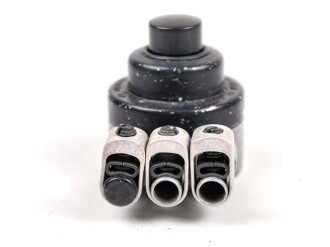 Luftwaffe, Druckknopf für Knüppelgriff KG12,  Fl.E.582501. Funktion nicht geprüft