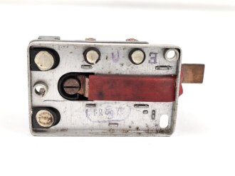 Luftwaffe, Selbstschalter Fl E5002 06. Ungebraucht, in beschädigter Umverpackung