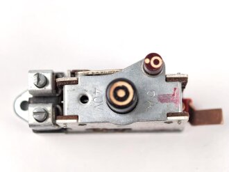 Luftwaffe Selbstschalter zur Sicherung der elektrischen Bordanlage gegen Überlastung und Kurzschluß. FL E 5000 01, ungebrauchtes Stück in der originalen Verpackung