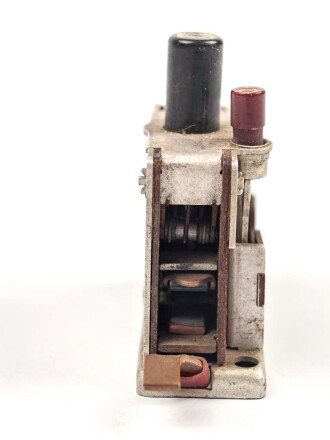 Luftwaffe Selbstschalter zur Sicherung der elektrischen Bordanlage gegen Überlastung und Kurzschluß. FL E 5000 01, ungebrauchtes Stück